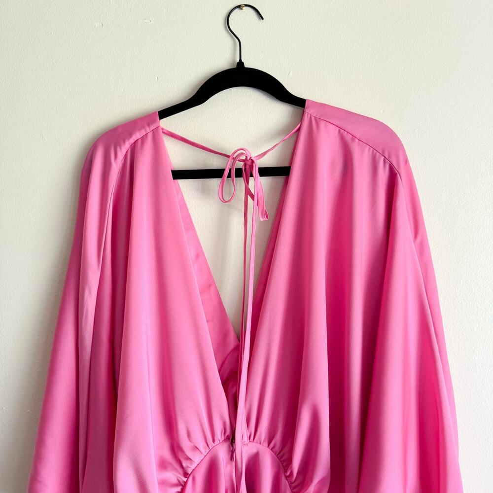 ASOS Curve Bright Pink V-Neck Ruched Mini Dress - Picture 8 of 9